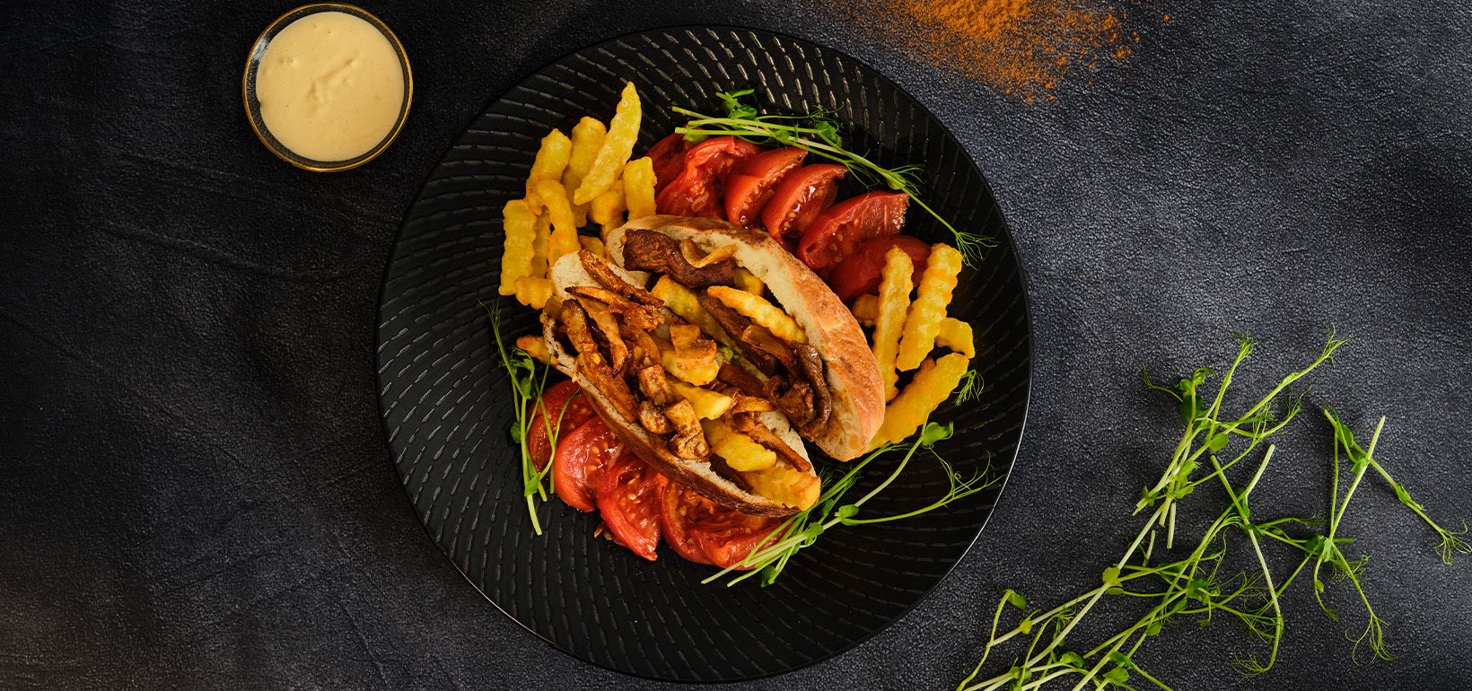 Shaorma cu ciuperci/vită în lipie cu sos tahini