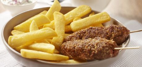Kebab cu cartofi pai tăiaţi mari Steak Fries